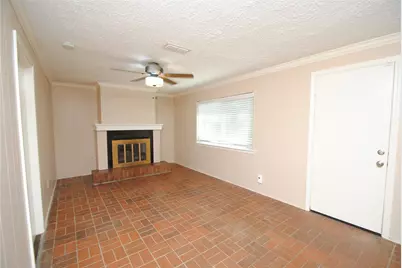 10034 Cedardale Drive, Houston, TX 77055 - Photo 23