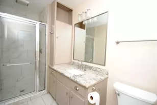 10034 Cedardale Dr, Houston, TX 77055 - Photo 31