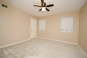 10034 Cedardale Dr, Houston, TX 77055 - Photo 35