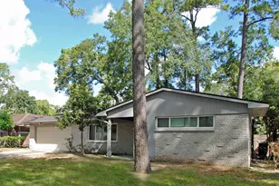10034 Cedardale Dr, Houston, TX 77055 - Photo 1