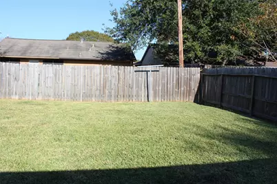 2015 Lazy Lane, Missouri City, TX 77489 - Photo 15