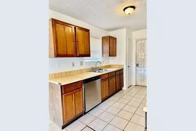 2015 Lazy Lane, Missouri City, TX 77489 - Photo 9