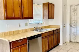 2015 Lazy Ln, Missouri City, TX 77489 - Photo 9