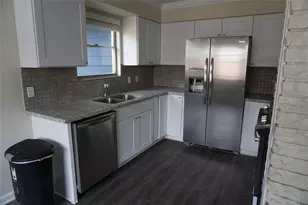 3911 Tarpon Ln, La Porte, TX 77571 - Photo 3