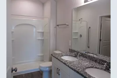 303 Crown Point Drive, Huntsville, TX 77320 - Photo 13