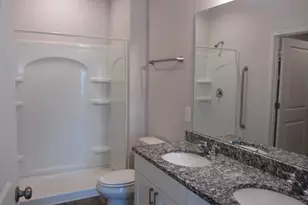 303 Crown Pt Dr, Huntsville, TX 77320 - Photo 13
