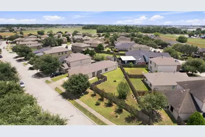 718 Sun Lodge Drive, Houston, TX 77073 - Photo 35