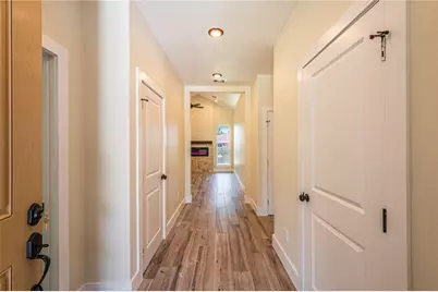 2410 28th Ave N, Texas City, TX 77590 - Photo 5