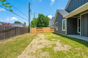 2410 28th Ave N, Texas City, TX 77590 - Photo 21