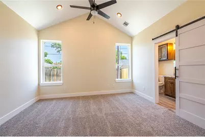 2410 28th Ave N, Texas City, TX 77590 - Photo 11