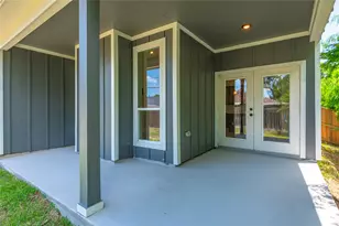 2410 28th Ave N, Texas City, TX 77590 - Photo 19