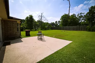 154 Wood Manor Ln, Sour Lake, TX 77659 - Photo 37