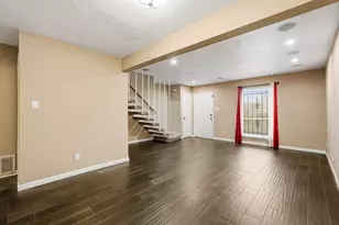 6111 Beverly Hill St, Houston, TX 77057 - Photo 7