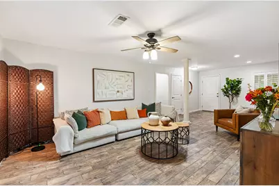 5658 Cartagena Street, Houston, TX 77035 - Photo 9