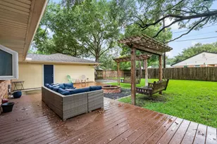 5658 Cartagena St, Houston, TX 77035 - Photo 23