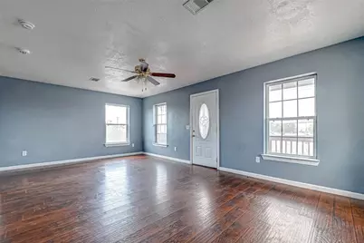 1402 51st Street, Galveston, TX 77551 - Photo 9