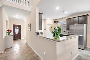 1247 S Maple Dr, Katy, TX 77493 - Photo 9