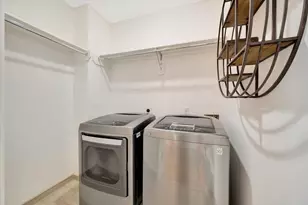 2104 Colorado St, Houston, TX 77007 - Photo 27