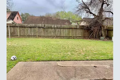 6834 Tara Drive, Richmond, TX 77469 - Photo 13