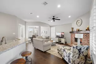 26 Briarwood Ln, Bellville, TX 77418 - Photo 7