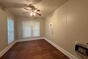 715 Anderson St, Schulenburg, TX 78956 - Photo 7