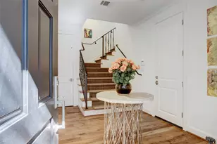 2134 Briarglen Dr, Houston, TX 77027 - Photo 5