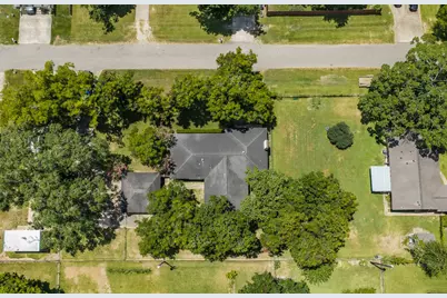 212 Avenue B, Brazoria, TX 77422 - Photo 23