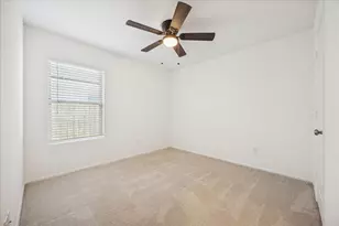 329 Riverwood Village Ln, Sealy, TX 77474 - Photo 9