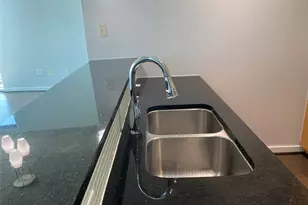 5925 Almeda Rd, Houston, TX 77004 - Photo 11
