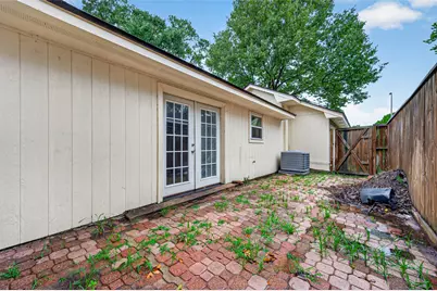 10419 Appleridge Drive, Houston, TX 77070 - Photo 35