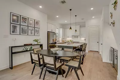 308 E 40th Street #A, Houston, TX 77018 - Photo 7