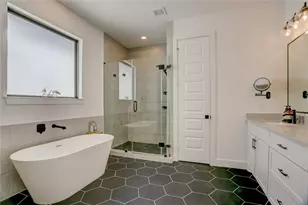 308 E 40th St, Houston, TX 77018 - Photo 15