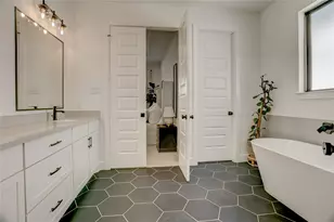 308 E 40th St, Houston, TX 77018 - Photo 15