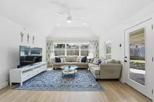 5611 De Milo Dr, Houston, TX 77092 - Photo 11