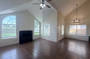 4134 Almond Lake Dr, Houston, TX 77047 - Photo 7