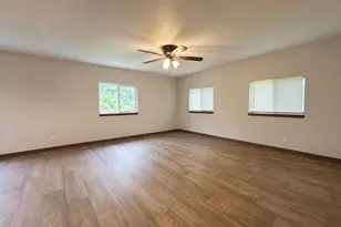 3427 County Rd 117, Wharton, TX 77488 - Photo 7