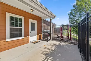 301 Southwest Pkwy, College Station, TX 77840 - Photo 31