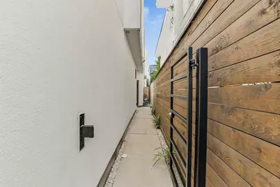 2505 Hazard Street, Houston, TX 77019 - Photo 9