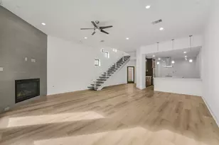 2505 Hazard St, Houston, TX 77019 - Photo 9