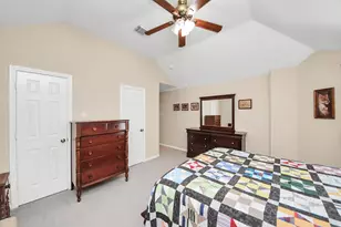 611 Mosman Ct, Houston, TX 77094 - Photo 33
