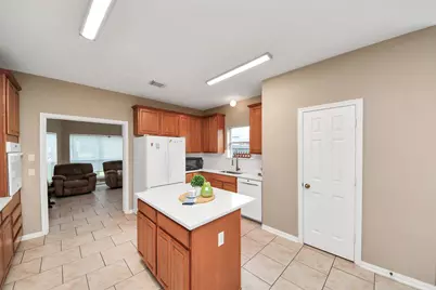 611 Mosman Court, Houston, TX 77094 - Photo 9