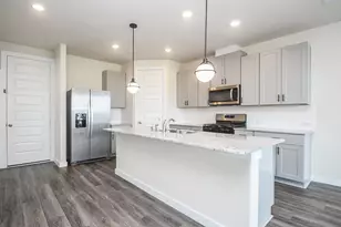 10047 Cloud Mist Dr, Houston, TX 77080 - Photo 9