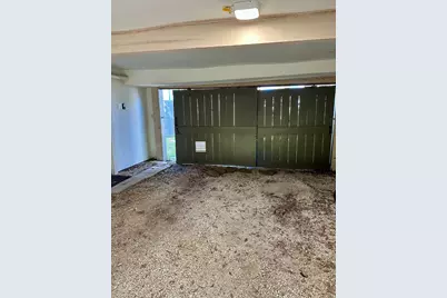 1009 Sealy Street, Galveston, TX 77550 - Photo 3