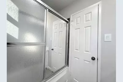 12715 Middlesbrough Lane, Houston, TX 77066 - Photo 31