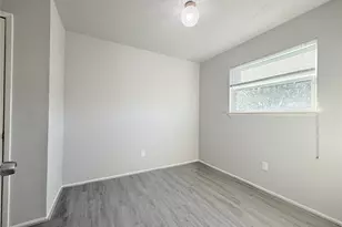 12715 Middlesbrough Ln, Houston, TX 77066 - Photo 27