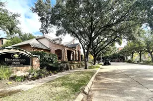2255 Braeswood Park Dr, Houston, TX 77030 - Photo 1