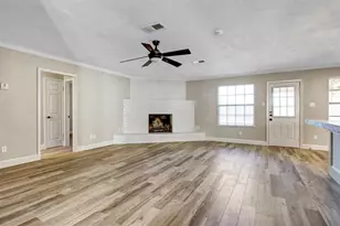 505 Foxmeadow Ln, Cleveland, TX 77327 - Photo 9