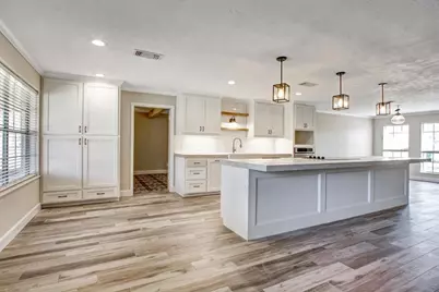 505 Foxmeadow Lane, Cleveland, TX 77327 - Photo 11