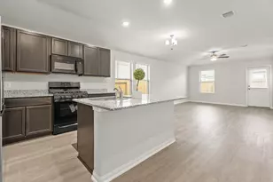 5345 Basquiat Dr, Houston, TX 77048 - Photo 7