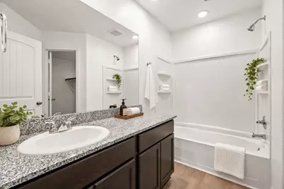 5345 Basquiat Drive, Houston, TX 77048 - Photo 13